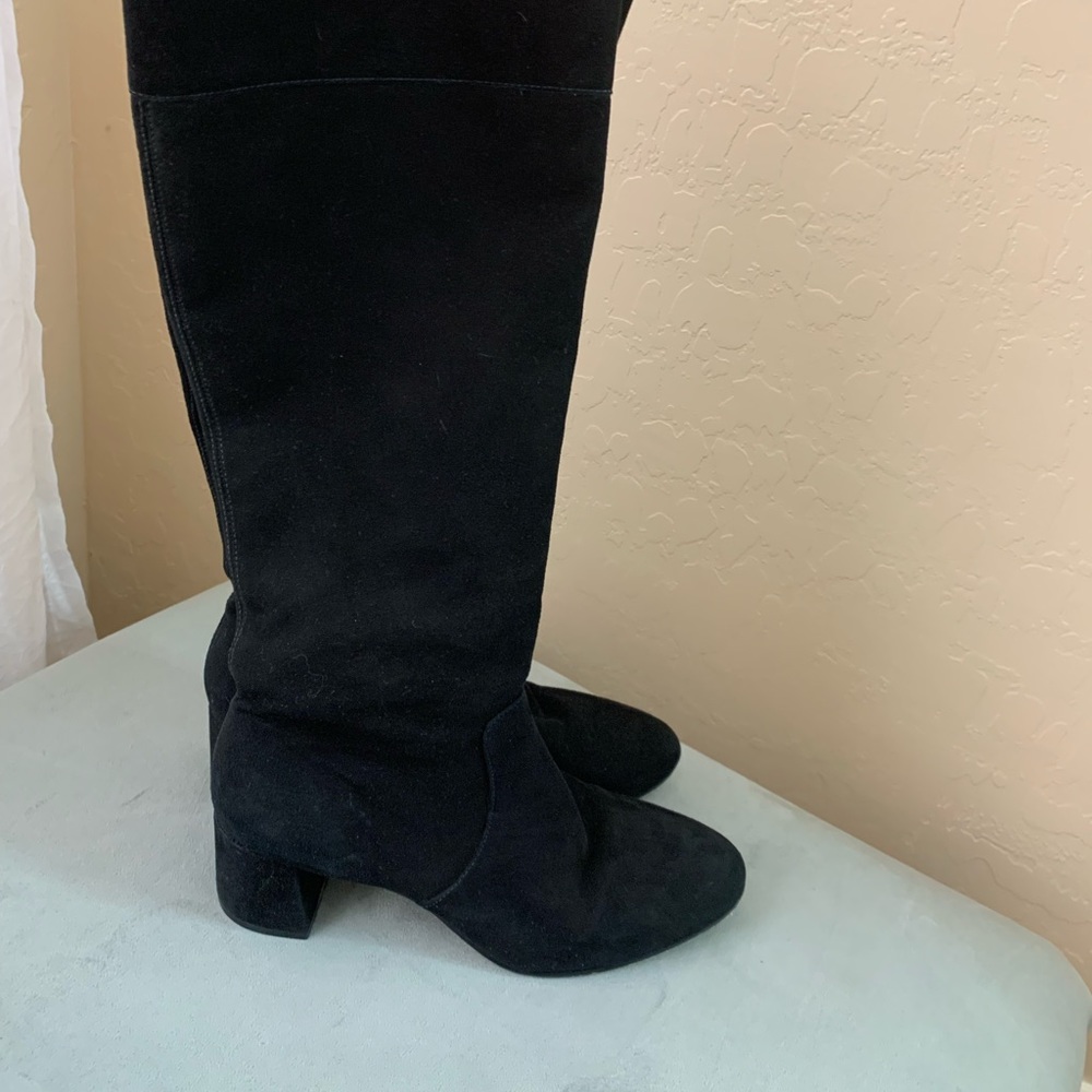 Black suede boots